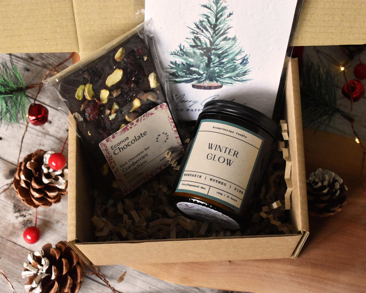 GIFT SET - "Christmas Delight" - Festive Amber Jar Candle, Vegan Dark Chocolate Bar and Christmas Seed Paper Card