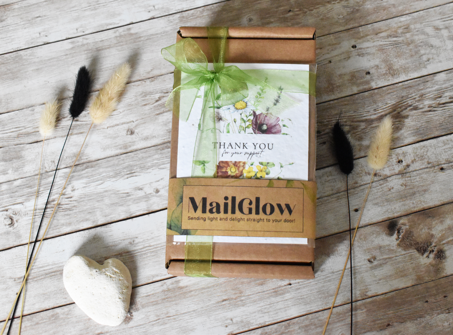 MailGlow Thank You Gift Box with 6 Tealight Tins, Tealight Holder, Dark Chocolate Bar and Seed Paper Thank You Card